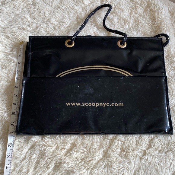 SCOOP NYC patent branded large vinyl shopper tote bag shopping rope handle strap - Picture 3 of 5